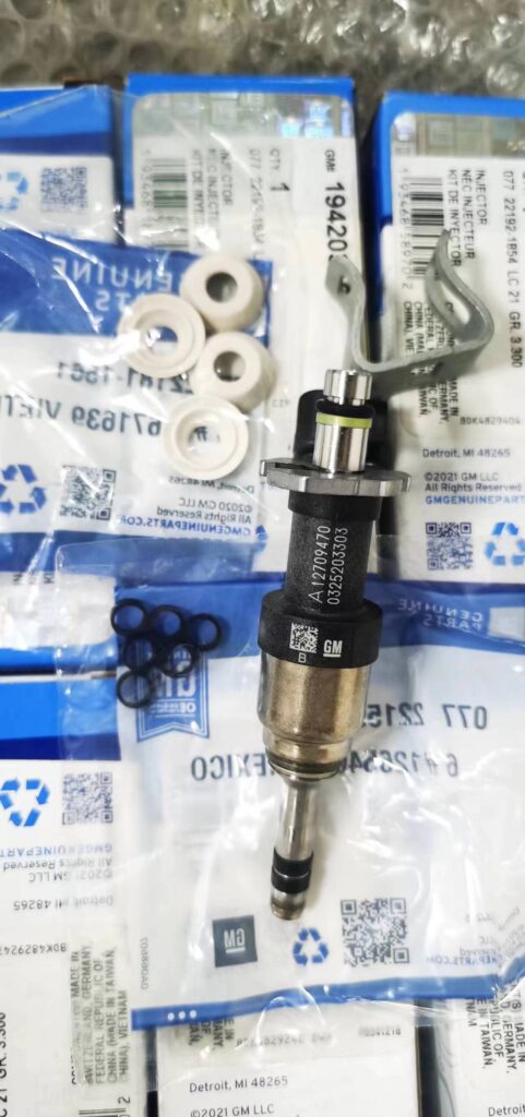 GM 19420316 Genuine Fuel Injector Kit 12698483 - Euro Parts Giant