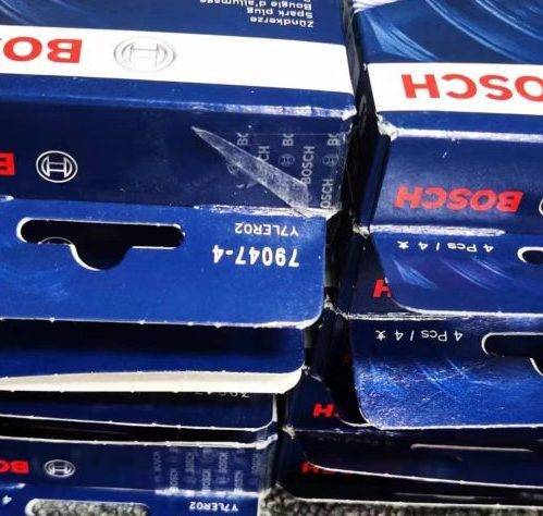 4 Pcs Bosch 0241135520 Spark Plug Y7LER02 Fit 04C905606