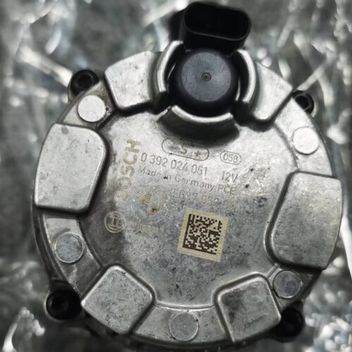 Genuine BMW 11518482744 Genuine 11 51 8 482 744 Engine Auxiliary Water Pump