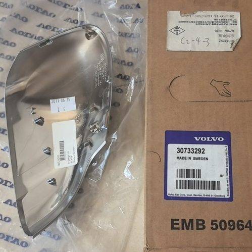 Genuine Volvo 30733292 Door Mirror Cover