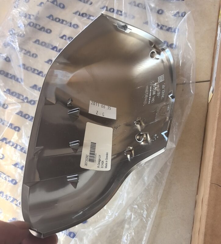 Genuine OEM Volvo 30733292 Door Mirror Cover 30695893 Genuine OEM Volvo 30733292 Door Mirror Cover