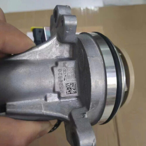 Genuine Land Rover Jaguar LR121418 Water Pump