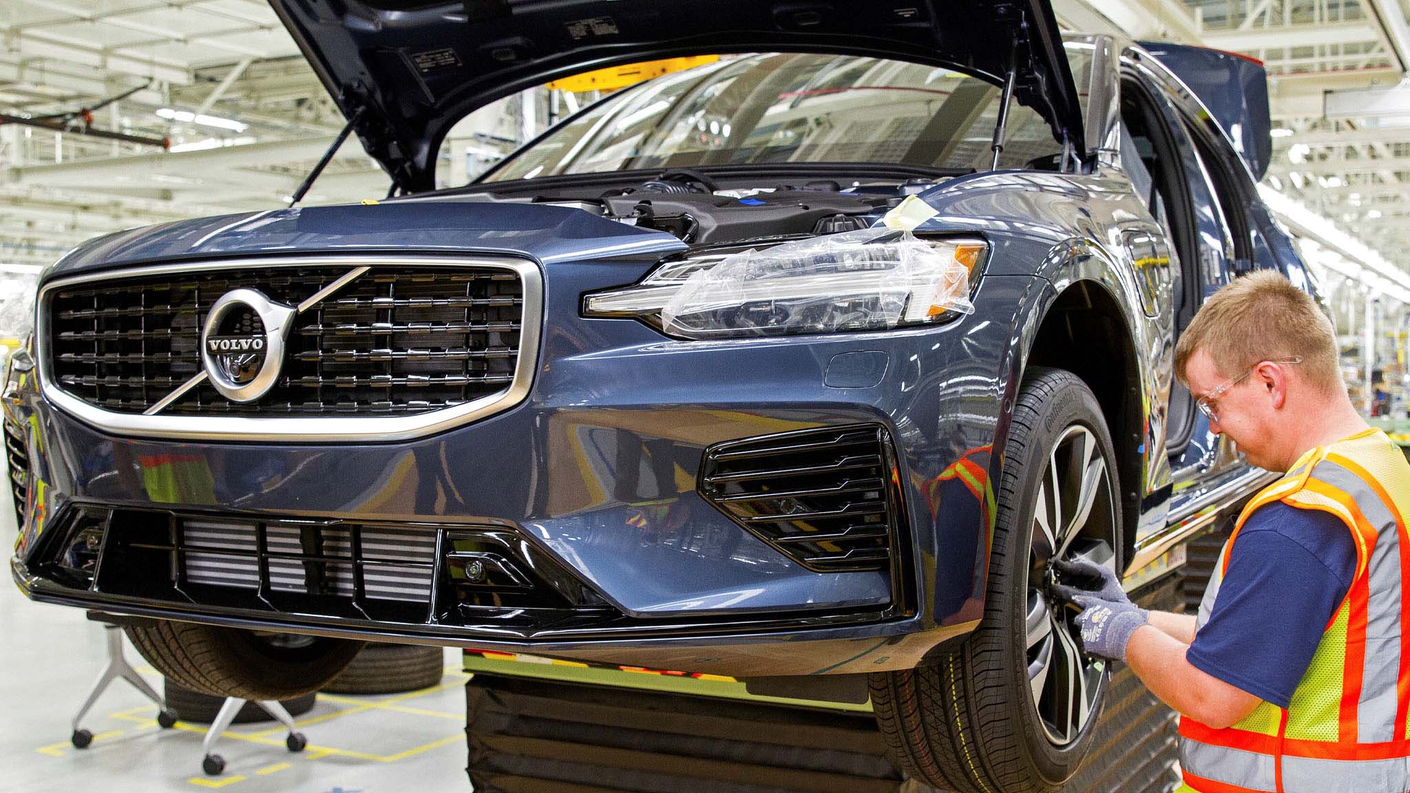 Volvo S60 production